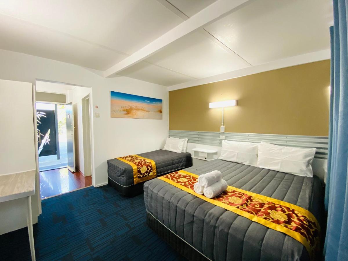 Mid Valley Motel Morwell Exteriör bild