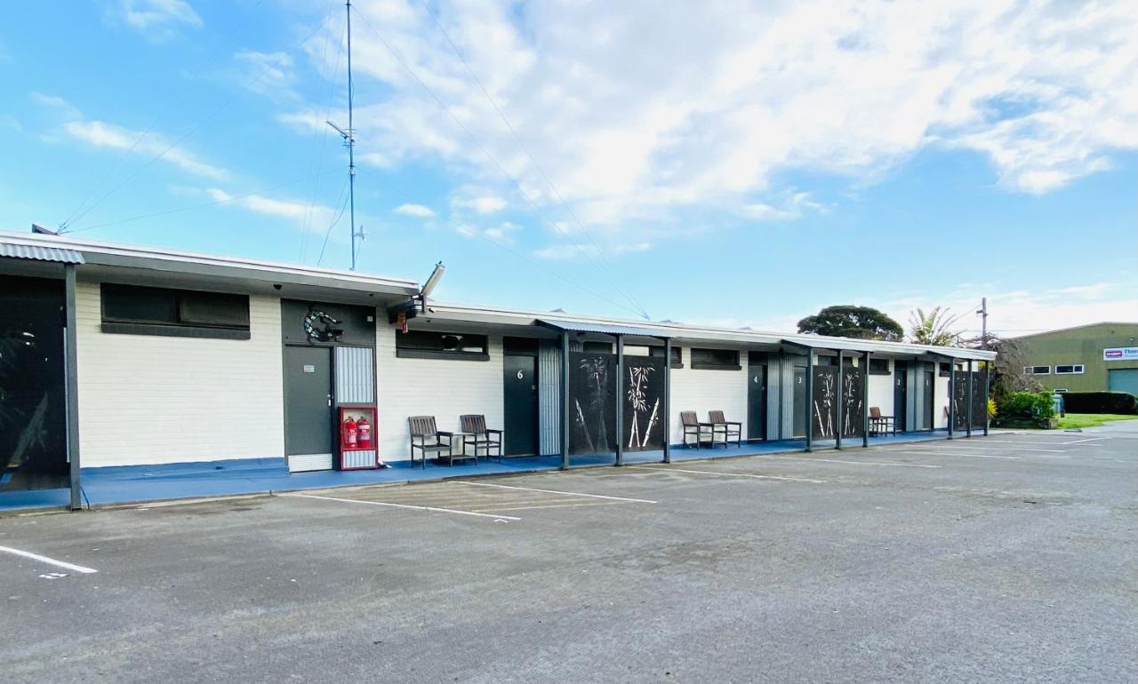 Mid Valley Motel Morwell Exteriör bild
