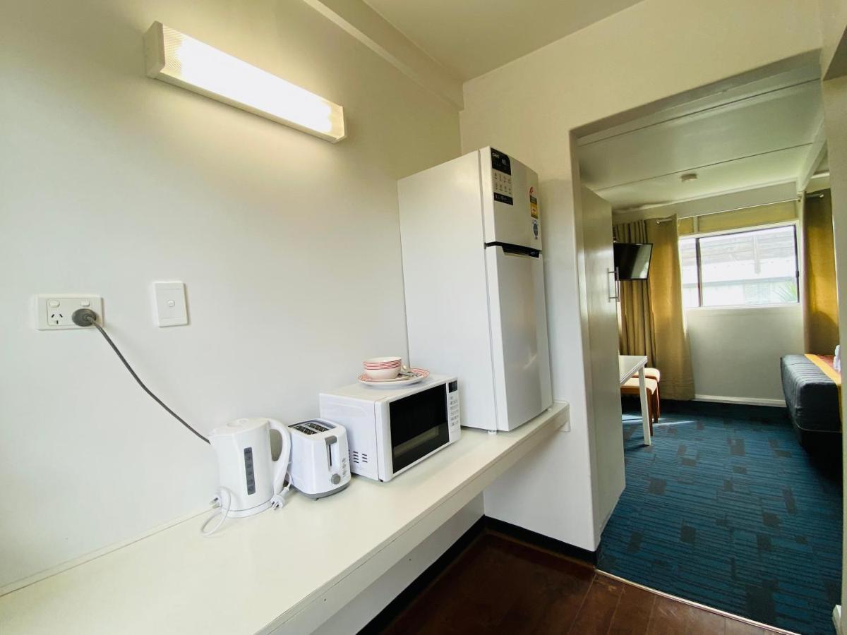 Mid Valley Motel Morwell Exteriör bild