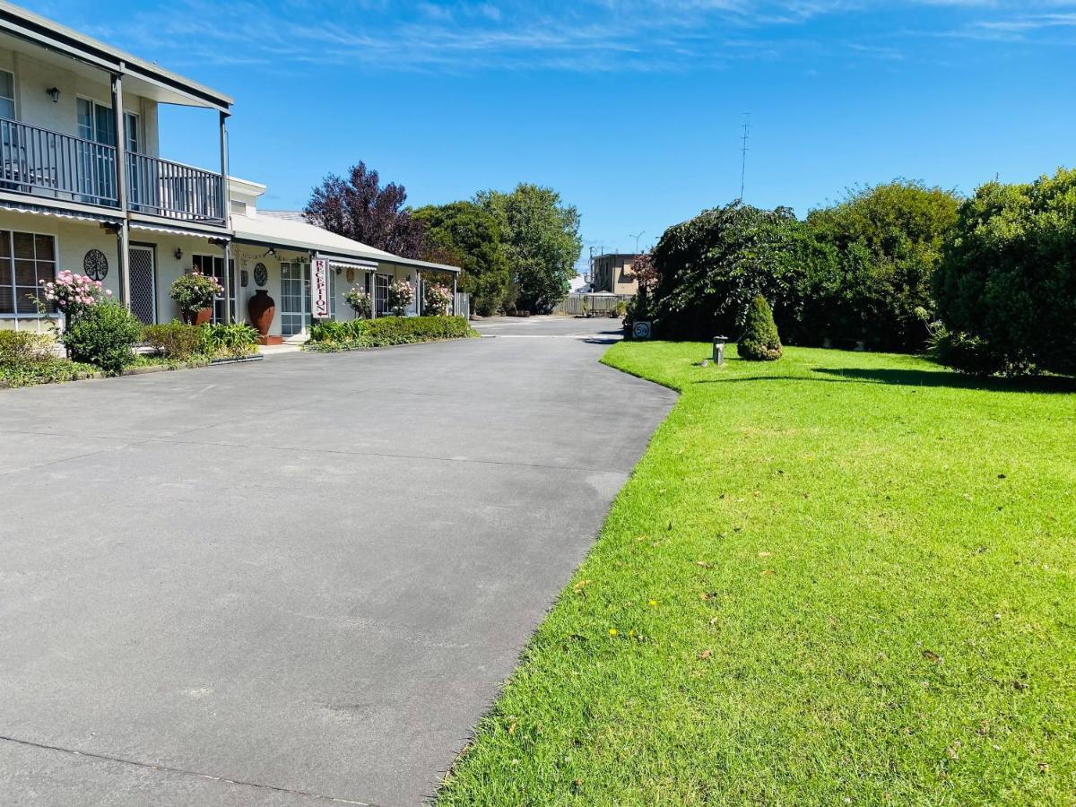 Mid Valley Motel Morwell Exteriör bild