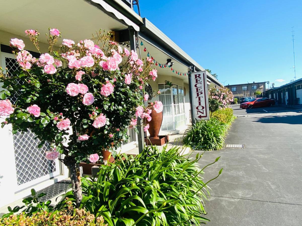 Mid Valley Motel Morwell Exteriör bild